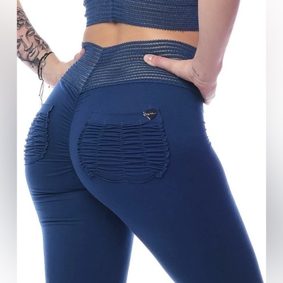 ➖CUTE BOOTY LOUNGE➖ Scrunch Butt Legging & Bra Lifestyle Set - Picture 8 of 9